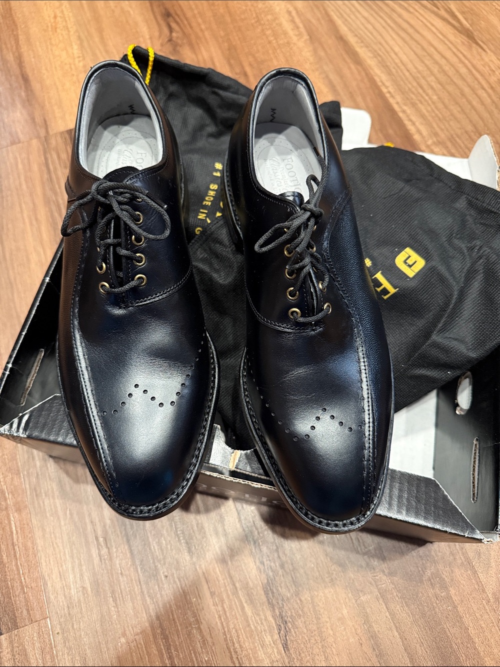 FootJoy Classics Dry Premiere Black Men’s Leather Oxford Golf Shoes 10 D